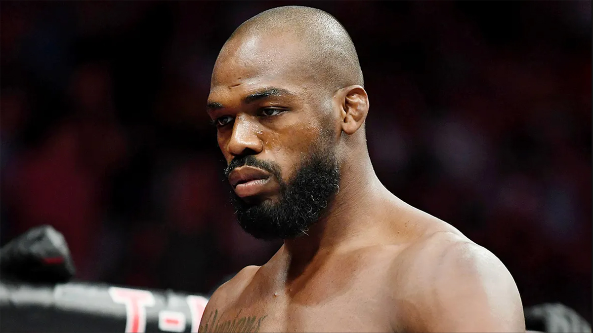 Jon Jones Retraite UFC En Vue Espace Martial