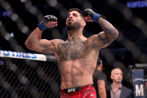 Ilia Topuria prévoit battre Volkanovski à l'UFC