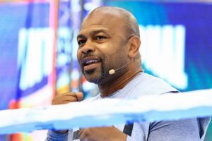 Retour de Roy Jones Jr en boxe à 54 ans,