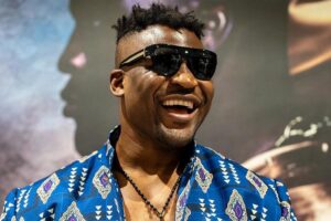 Francis Ngannou annonce un combat !