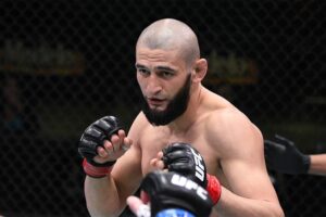 Khamzat Chimaev de l'UFC attaque ses adversaires futurs