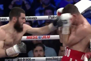 Retour gagnant d'Artur Beterbiev : KO sur Callum Smith en