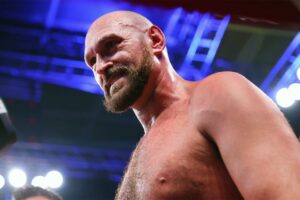 Tyson Fury envisage la retraite après revanche contre Usyk