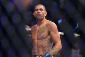 Alex Pereira impressionne avant UFC 303