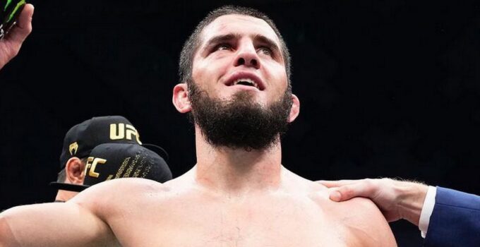 Islam Makhachev vise statut double champion à l'UFC 302