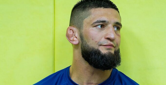 Agacement de Khamzat Chimaev face à négociations UFC