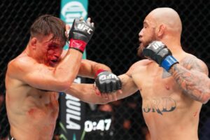Brésilien UFC détruit vétéran en short notice