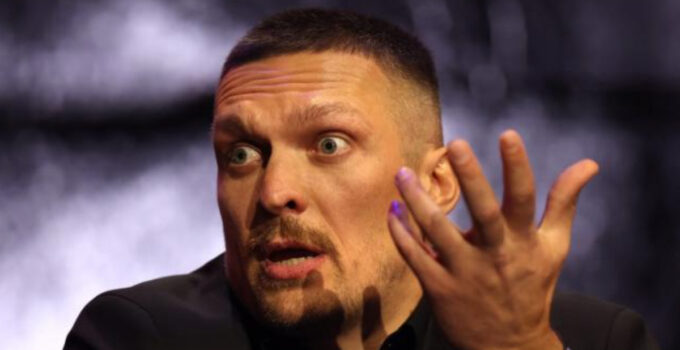 Usyk répond aux accusations de triche contre Fury