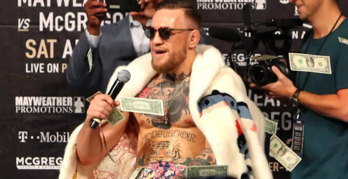 Conor McGregor met toujours pression UFC