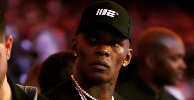 Israel Adesanya de l'UFC accusé d'être "surcoté"