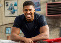 Anthony Joshua: physique monstrueux avant combat de boxe