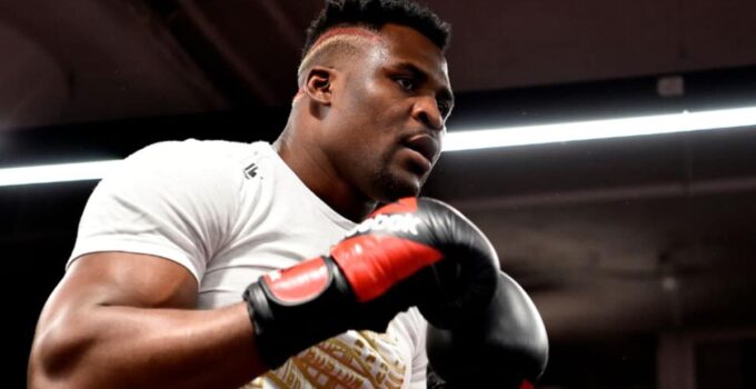 Boxe : Francis Ngannou se souvient de son premier entraînement