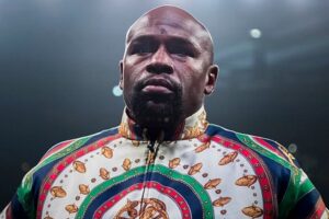 Floyd Mayweather presque affronté ancien champion UFC en boxe