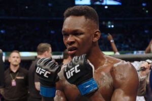 Israel Adesanya révèle son salaire initial à l'UFC