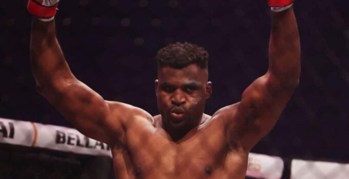 Ngannou face à une légende du kickboxing