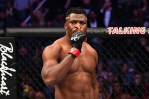 Retour au PFL : le physique monstrueux de Francis Ngannou