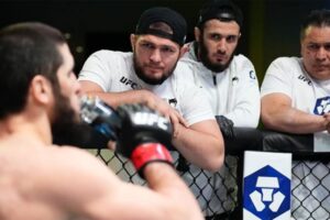 Retour d'Islam Makhachev confirmé par Khabib : stratégie révélée