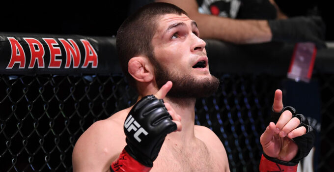 Khabib Nurmagomedov écrit encore l'histoire du MMA