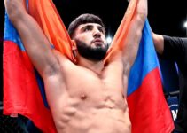 Préparation UFC 311 : Arman Tsarukyan s'entraîne avec un athlète